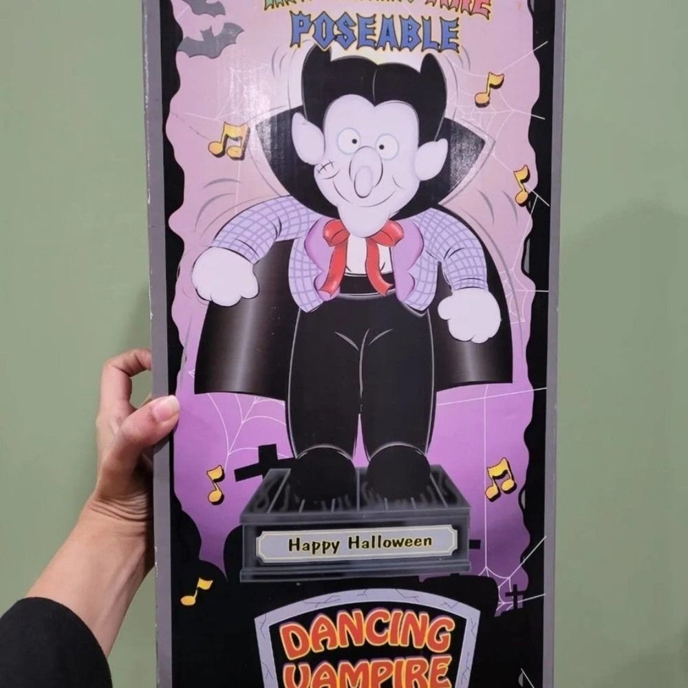 Vintage TLToys Animated Musical Happy Halloween Dancing Vampire